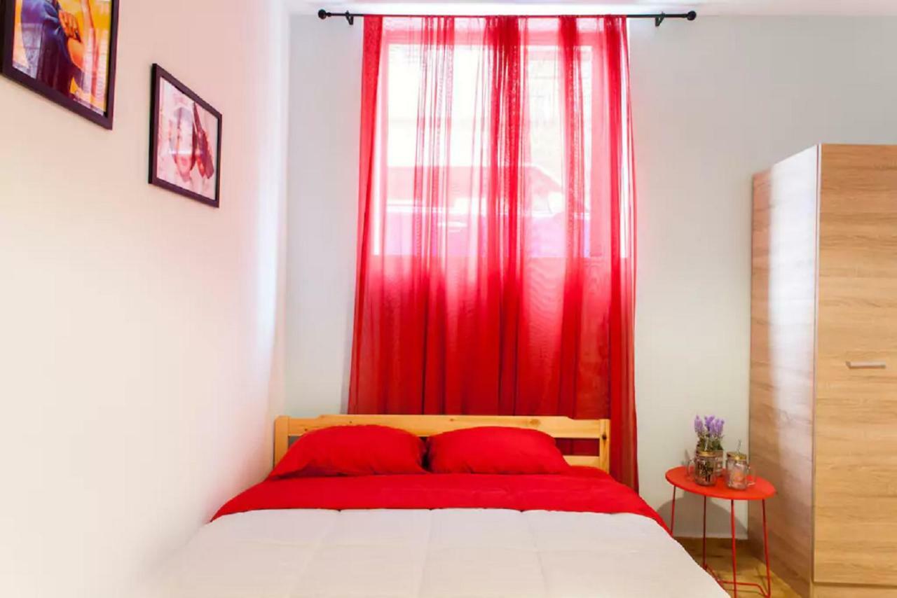 Studio For Couples Near Downtown Heraklion  Екстер'єр фото