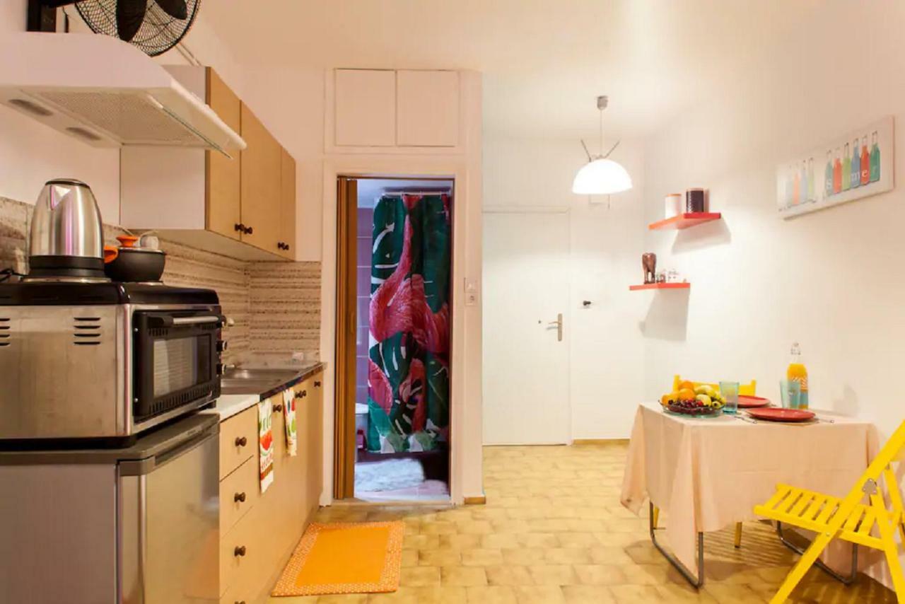 Studio For Couples Near Downtown Heraklion  Екстер'єр фото